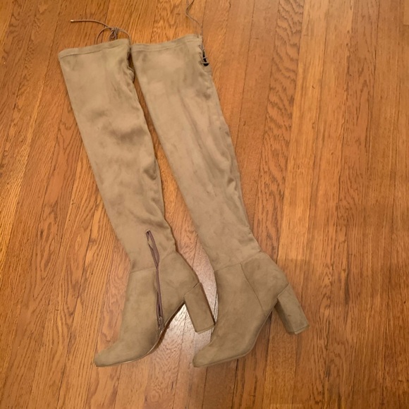 Chinese Laundry Over The Knee Boots - Picture 5 of 5